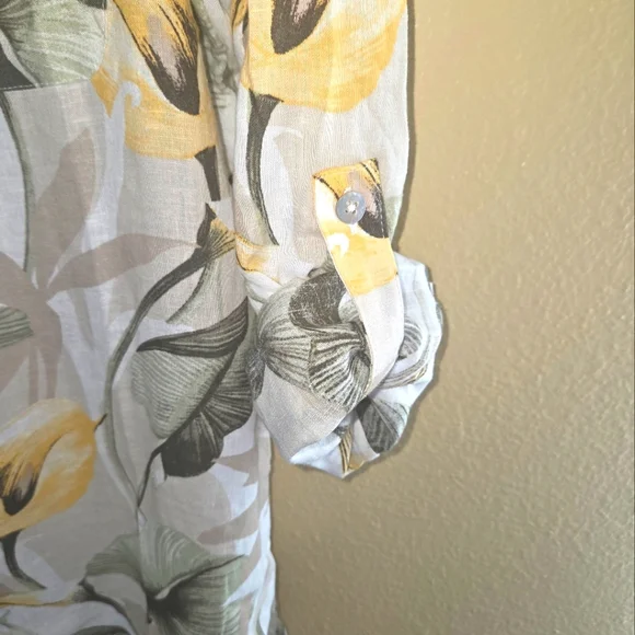 CHICO'S MODERN CALLAS SHIRT LS PATTERN -SOFT SAFFRON-SIZE 1 - Picture 4 of 4